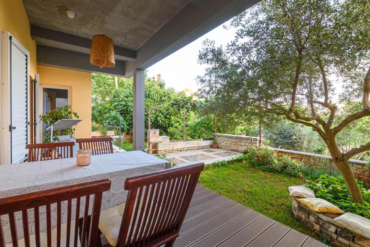 Apartment Macan, Beautiful Green Oasis Pula Exterior foto